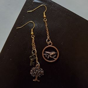 Mismatch Antique/Vintage Key Charm Chain Earrings